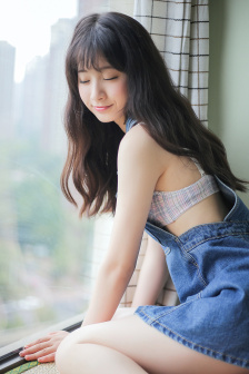 美丽的丽莎1980意大利语翻译
